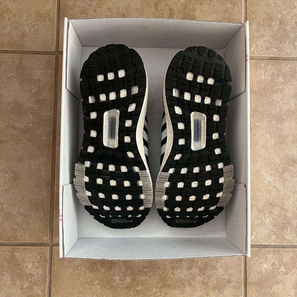 Adidas Women's UltraBoost Winter Cold RDY Core Black - Picture 2 of 9